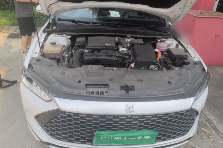 Used BYD Qin PLUS 2024 HONOR Edition DM-i 55KM Leading Model Engine Bay