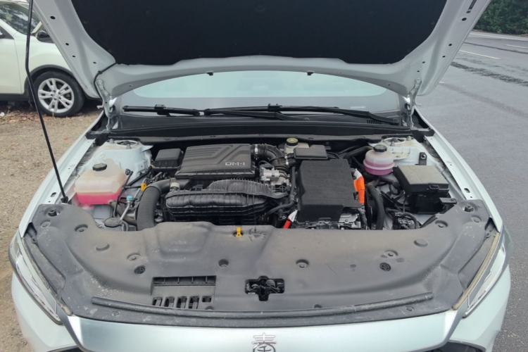 Used BYD Qin PLUS 2024 HONOR Edition DM-i 55KM Leading Model Engine Bay