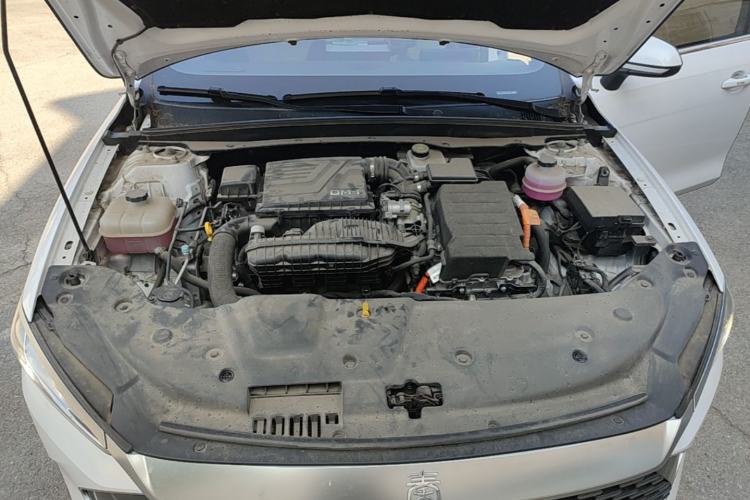 Used BYD Qin PLUS 2024 HONOR Edition DM-i 55KM Leading Model Engine Bay