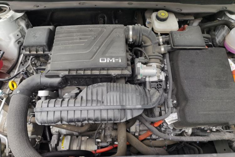 Used BYD Qin PLUS 2024 HONOR Edition DM-i 55KM Leading Model Engine Bay