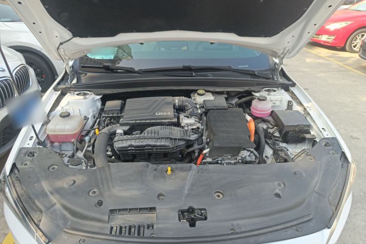 Used BYD Qin PLUS 2024 HONOR Edition DM-i 55KM Leading Model Engine Bay