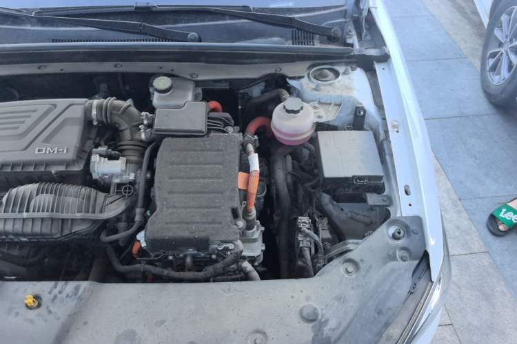 Used BYD Qin PLUS 2024 HONOR Edition DM-i 55KM Leading Model Engine Bay Left