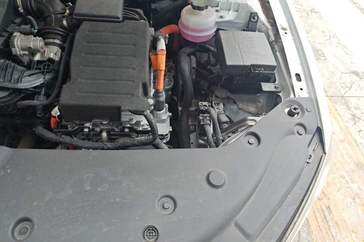 Used BYD Qin PLUS 2024 HONOR Edition DM-i 55KM Leading Model Engine Bay Left