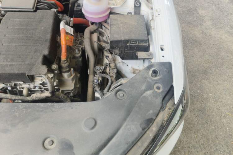 Used BYD Qin PLUS 2024 HONOR Edition DM-i 55KM Leading Model Engine Bay Left