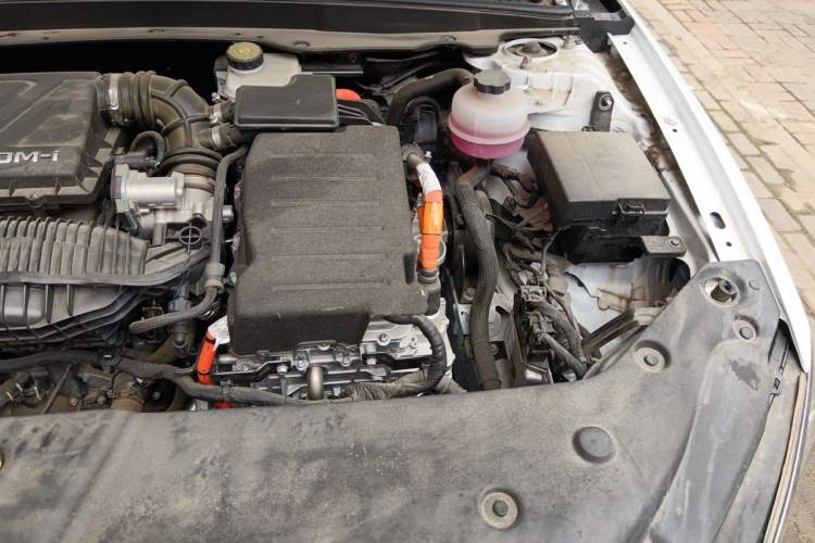 Used BYD Qin PLUS 2024 HONOR Edition DM-i 55KM Leading Model Engine Bay Left