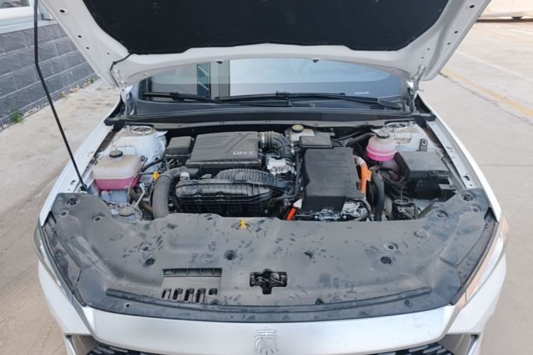 Used BYD Qin PLUS 2024 HONOR Edition DM-i 55KM Leading Model Engine Bay