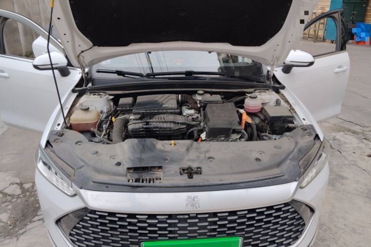 Used BYD Qin PLUS 2024 HONOR Edition DM-i 55KM Leading Model Engine Bay