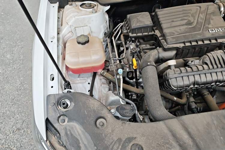 Used BYD Qin PLUS 2024 HONOR Edition DM-i 55KM Leading Model Engine Bay Right