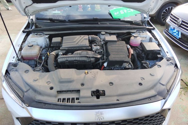 Used BYD Qin PLUS 2024 HONOR Edition DM-i 55KM Leading Model Engine Bay