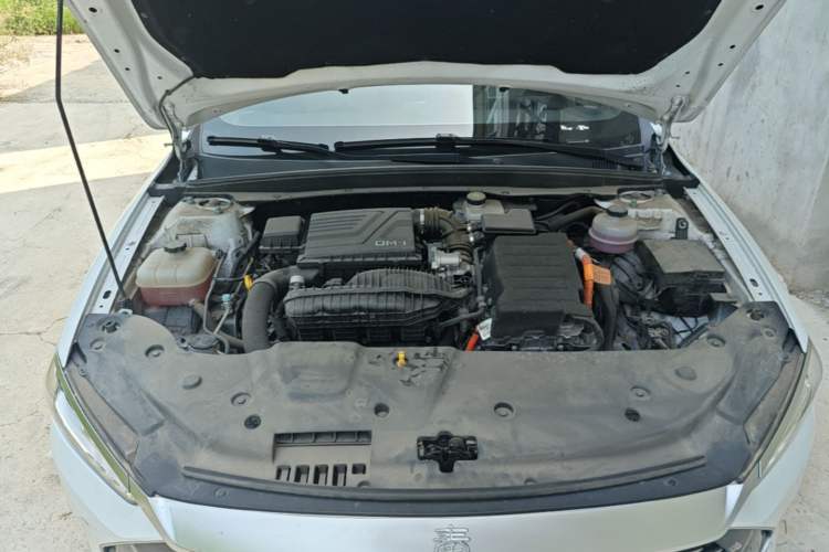 Used BYD Qin PLUS 2024 HONOR Edition DM-i 55KM Leading Model Engine Bay