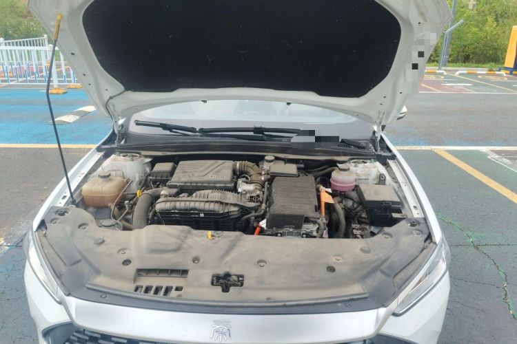 Used BYD Qin PLUS 2024 HONOR Edition DM-i 55KM Leading Model Engine Bay