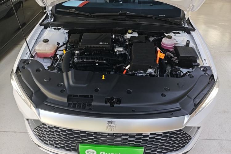Used BYD Qin PLUS 2024 HONOR Edition DM-i 55KM Leading Model Engine Bay
