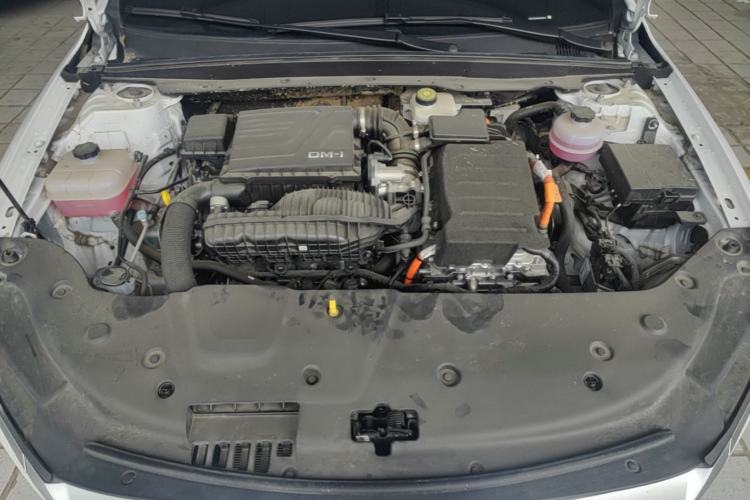 Used BYD Qin PLUS 2024 HONOR Edition DM-i 55KM Leading Model Engine Bay