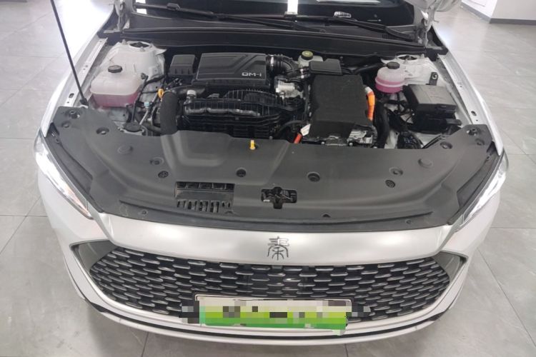 Used BYD Qin PLUS 2024 HONOR Edition DM-i 55KM Leading Model Engine Bay