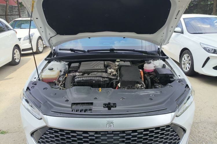 Used BYD Qin PLUS 2024 HONOR Edition DM-i 55KM Leading Model Engine Bay