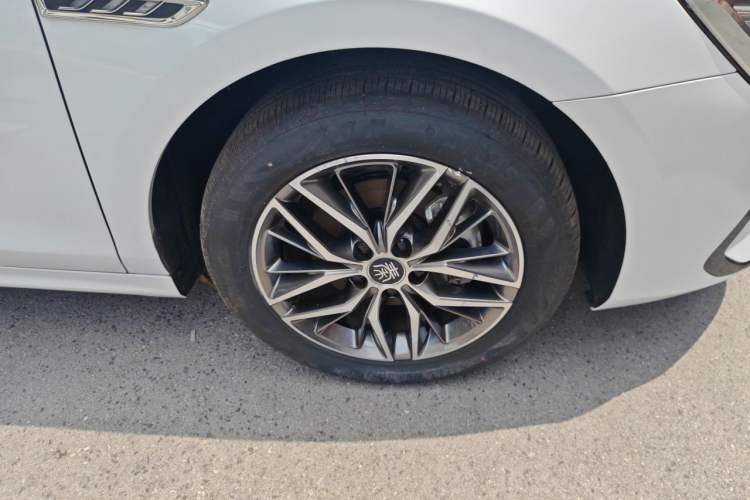 Used BYD Qin PLUS 2024 Honor Edition EV 510KM Leading Model Exterior 1
