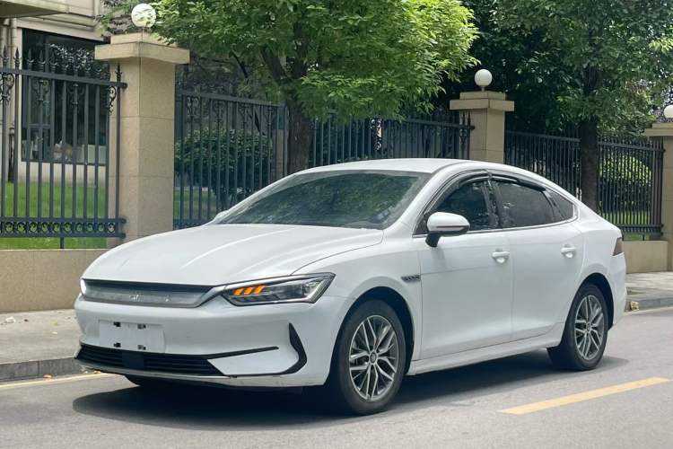 Used BYD Qin PLUS 2024 Honor Edition EV 510KM Leading Model Exterior 1