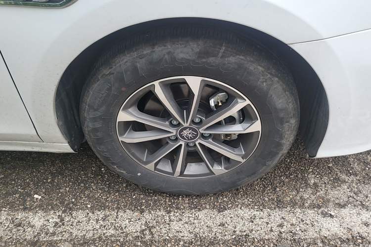 Used BYD Qin PLUS 2024 HONOR Edition DM-i 55KM Leading Model Exterior 1