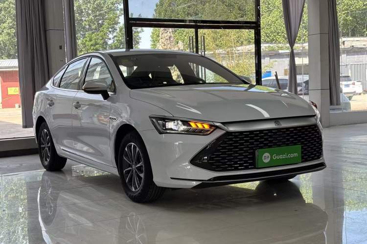 Used BYD Qin PLUS 2024 HONOR Edition DM-i 55KM Leading Model Exterior 1