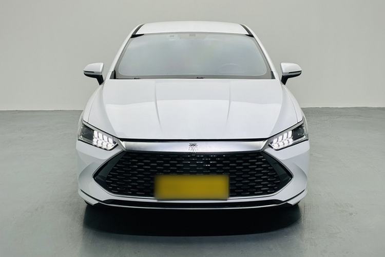 Used BYD Qin PLUS 2024 HONOR Edition DM-i 55KM Leading Model Exterior 1