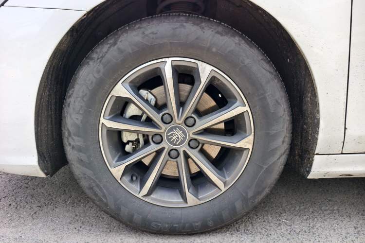 Used BYD Qin PLUS 2024 HONOR Edition DM-i 55KM Leading Model Exterior 15