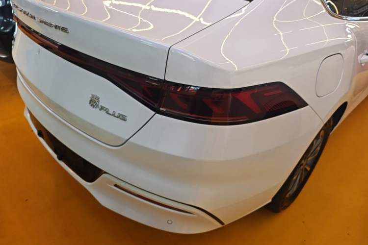 Used BYD Qin PLUS 2024 HONOR Edition DM-i 55KM Leading Model Exterior 3