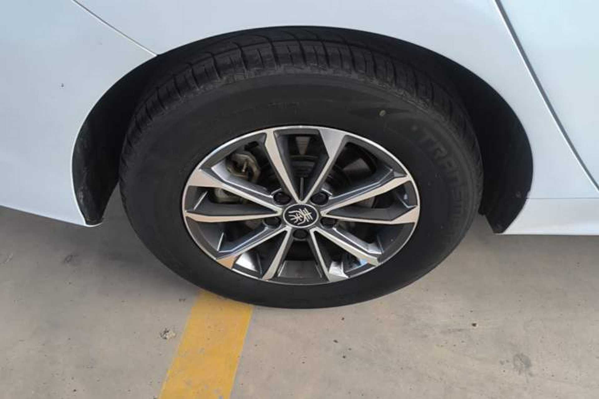 Used BYD Qin PLUS 2024 HONOR Edition DM-i 55KM Leading Model Exterior 3