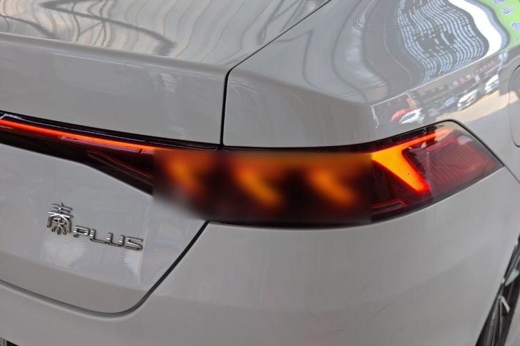 Used BYD Qin PLUS 2024 HONOR Edition DM-i 55KM Leading Model Exterior 3