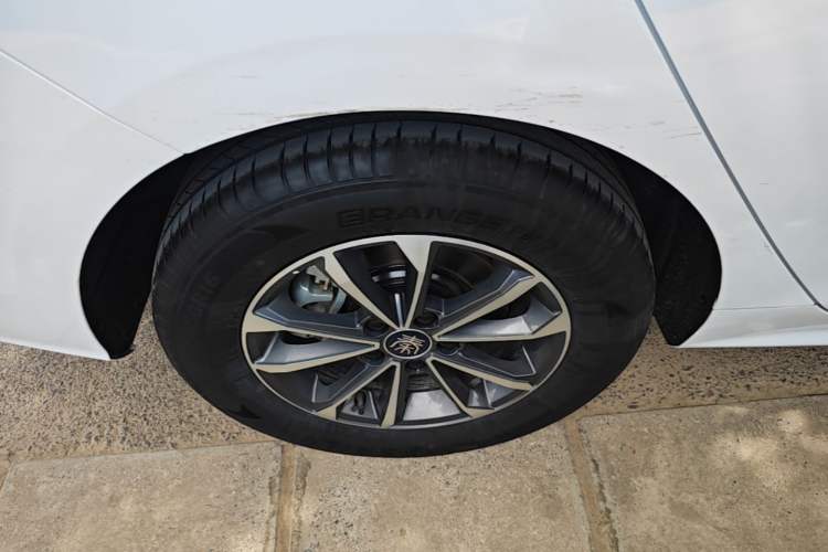 Used BYD Qin PLUS 2024 HONOR Edition DM-i 55KM Leading Model Exterior 3