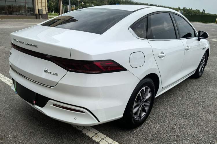 Used BYD Qin PLUS 2024 HONOR Edition DM-i 55KM Leading Model Exterior 3