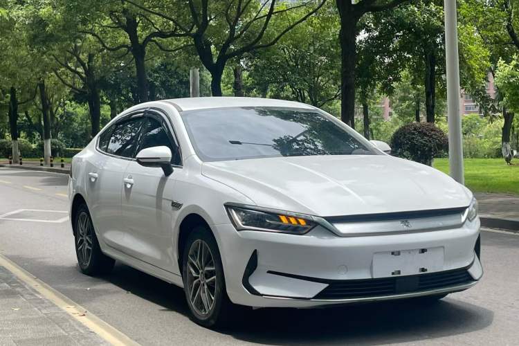 Used BYD Qin PLUS 2024 Honor Edition EV 510KM Leading Model Exterior 3