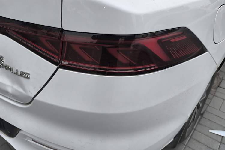 Used BYD Qin PLUS 2024 HONOR Edition DM-i 55KM Beyond Model Exterior 3