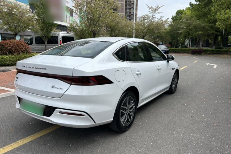 Used BYD Qin PLUS 2024 HONOR Edition DM-i 55KM Beyond Model Exterior 3