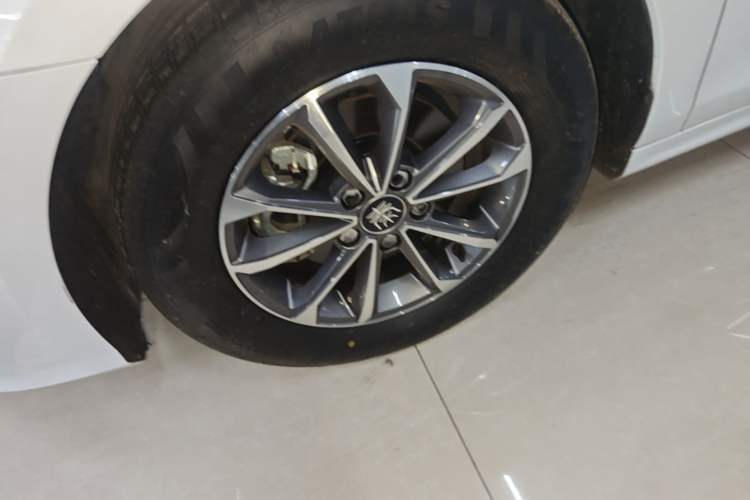 Used BYD Qin PLUS 2024 HONOR Edition DM-i 55KM Leading Model Exterior 4