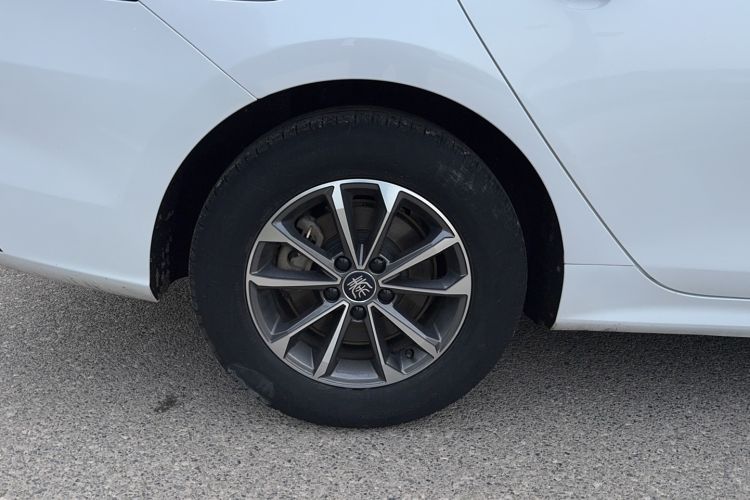 Used BYD Qin PLUS 2024 HONOR Edition DM-i 55KM Leading Model Exterior 4