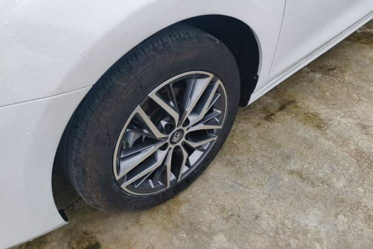 Used BYD Qin PLUS 2024 Honor Edition EV 510KM Beyond Model Exterior 4