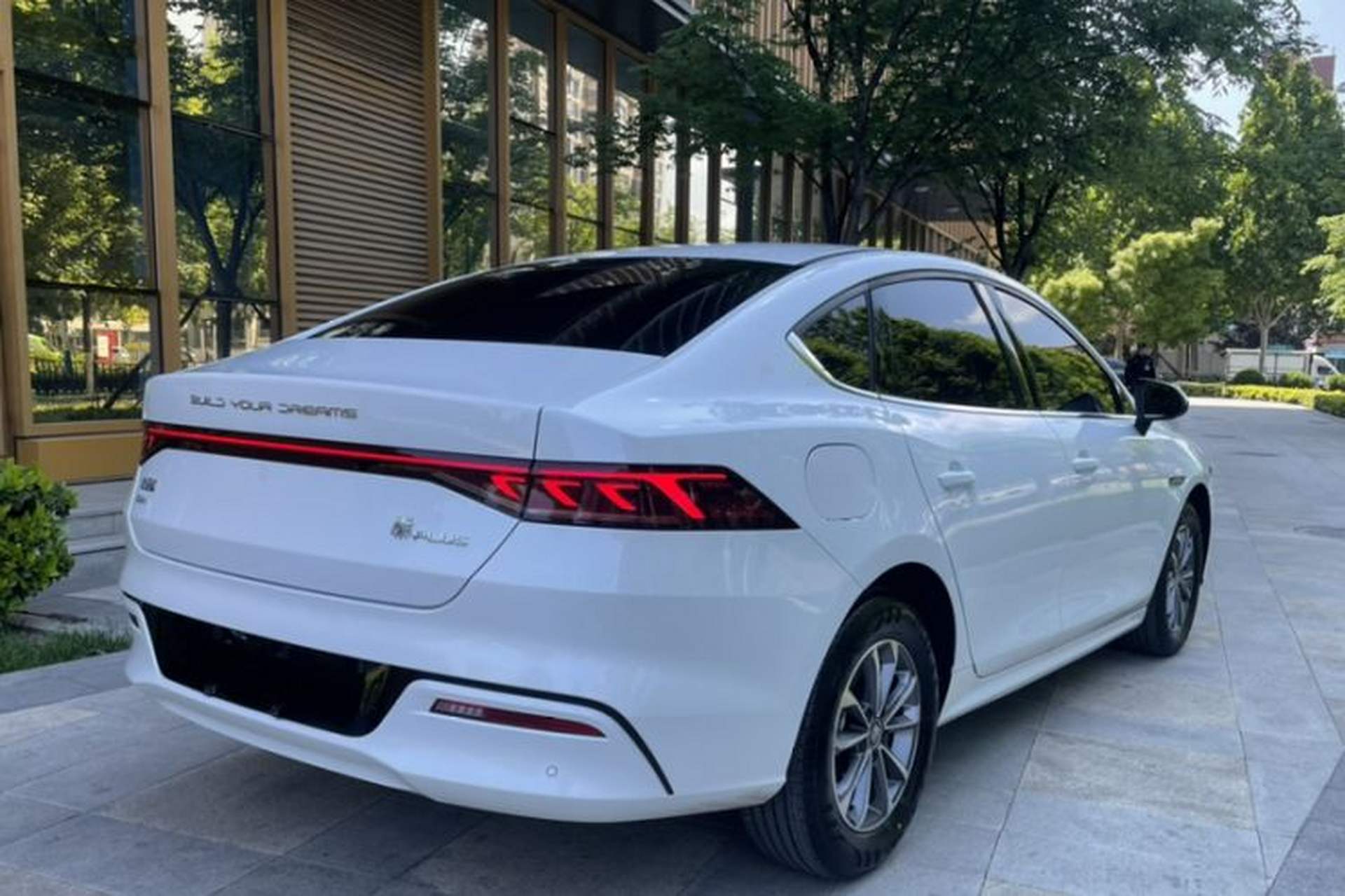 Used BYD Qin PLUS 2024 HONOR Edition DM-i 55KM Leading Model Exterior 4