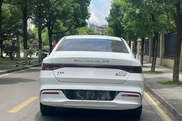 Used BYD Qin PLUS 2024 Honor Edition EV 510KM Leading Model Exterior 5