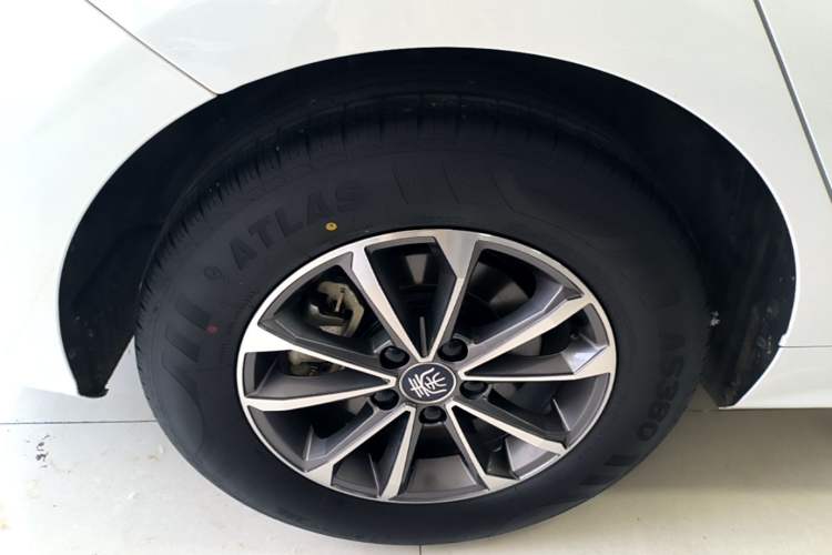 Used BYD Qin PLUS 2024 HONOR Edition DM-i 55KM Leading Model Exterior 5