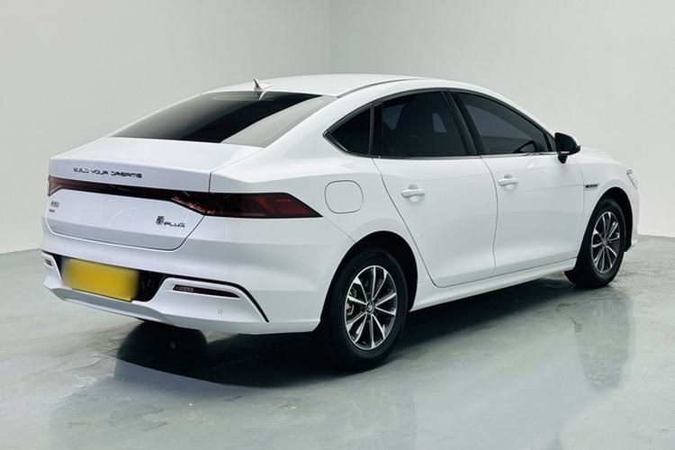 Used BYD Qin PLUS 2024 HONOR Edition DM-i 55KM Leading Model Exterior 5