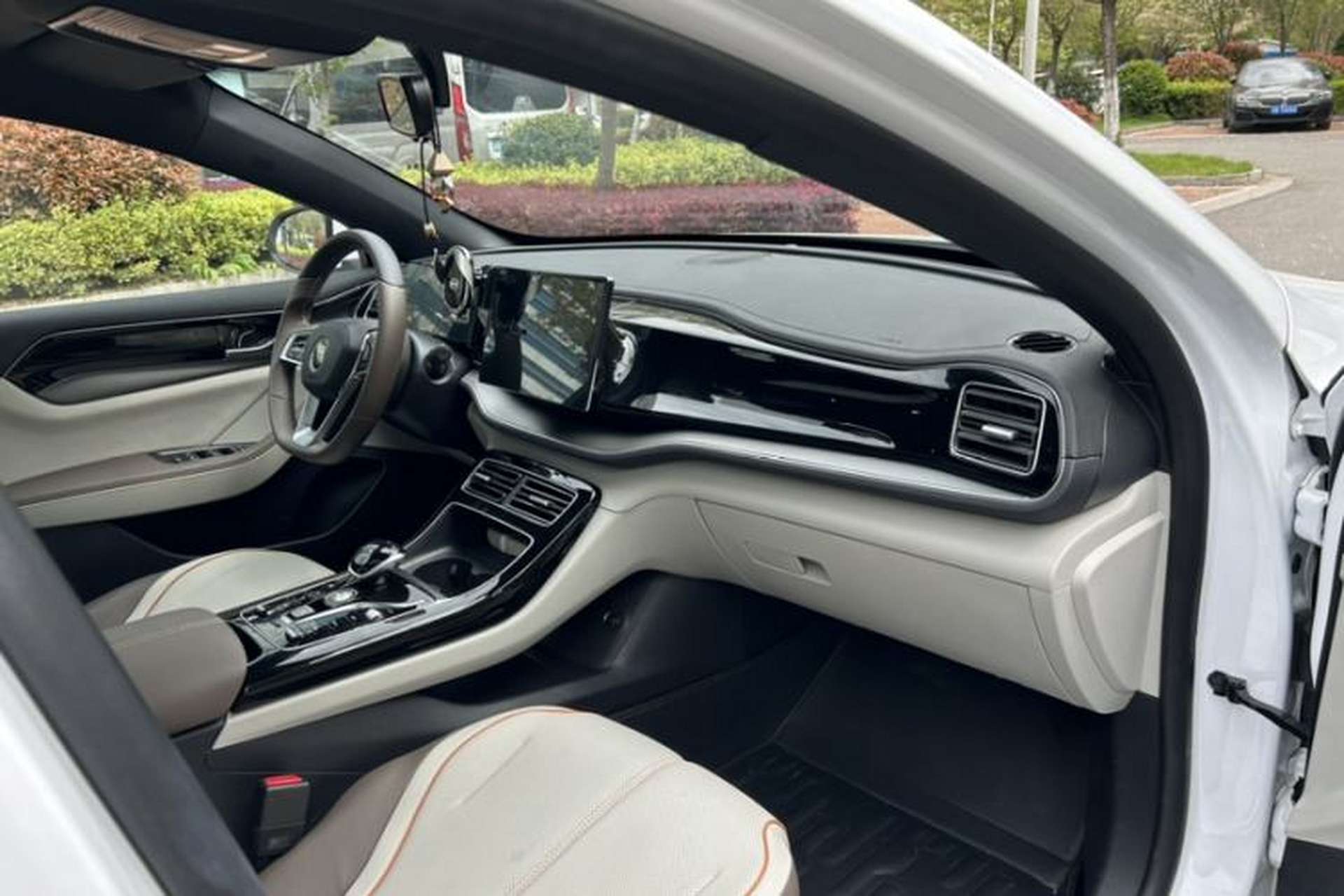 Used BYD Qin PLUS 2024 HONOR Edition DM-i 55KM Beyond Model Exterior 6