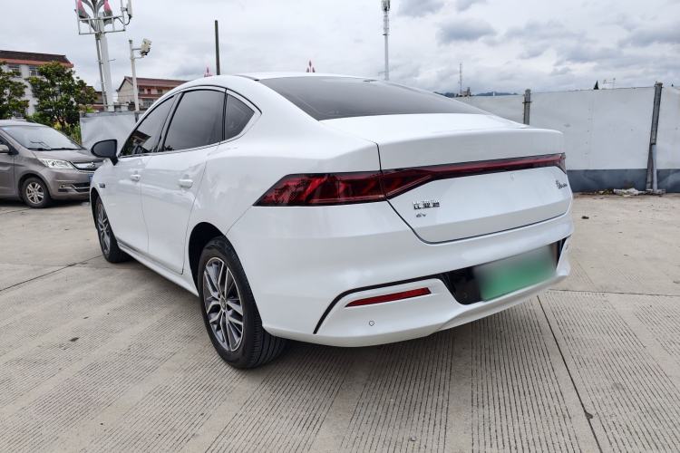 Used BYD Qin PLUS 2024 Honor Edition EV 420KM Beyond Model Exterior 8