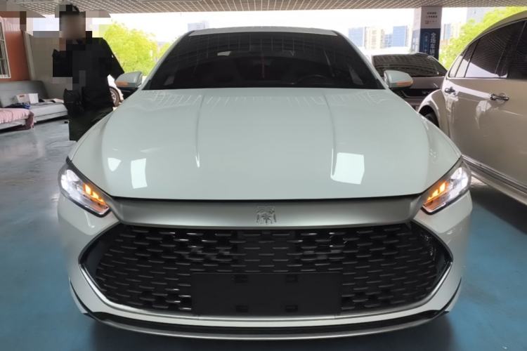 Used BYD Qin PLUS 2024 HONOR Edition DM-i 120KM Leading Model Front