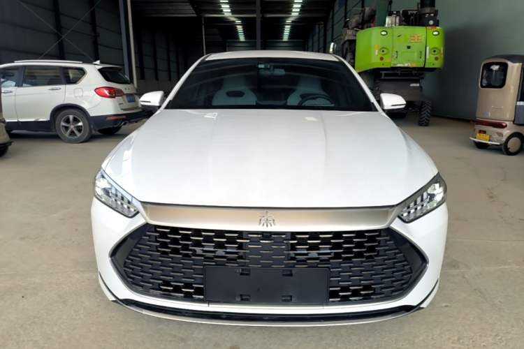 Used BYD Qin PLUS 2024 HONOR Edition DM-i 55KM Leading Model Front