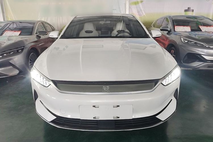 Used BYD Qin PLUS 2024 Honor Edition EV 510KM Leading Model Front