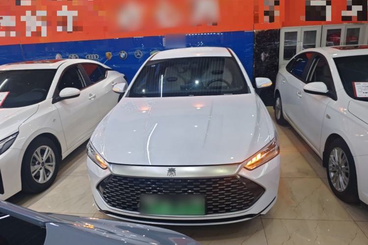 Used BYD Qin PLUS 2024 HONOR Edition DM-i 55KM Leading Model Front