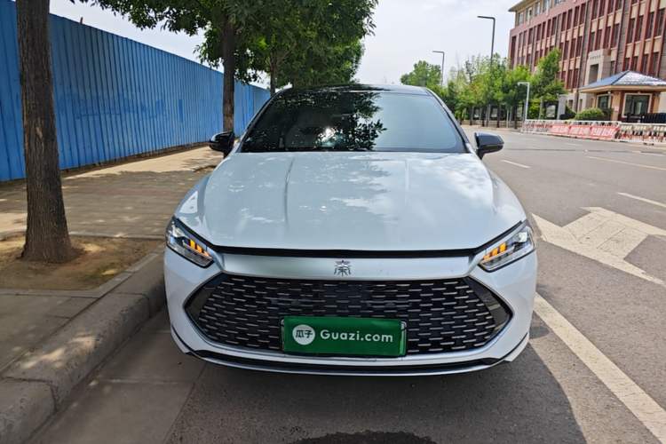 Used BYD Qin PLUS 2024 HONOR Edition DM-i 55KM Leading Model Front