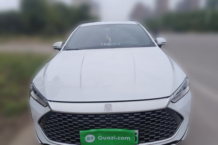 Used BYD Qin PLUS 2024 HONOR Edition DM-i 55KM Beyond Model Front