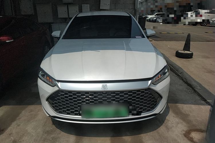 Used BYD Qin PLUS 2024 HONOR Edition DM-i 55KM Leading Model Front