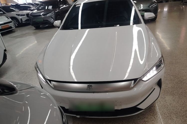 Used BYD Qin PLUS 2024 Honor Edition EV 510KM Leading Model Front